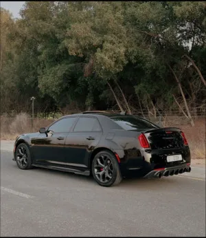 2021 كرايسلر ٣٠٠