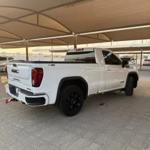2021 GMC Sierra