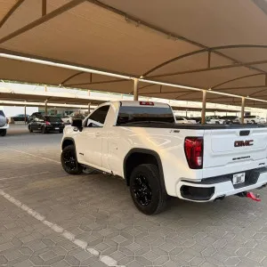 2021 GMC Sierra