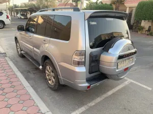 2013 Mitsubishi Pajero