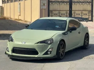 2015 تويوتا ٨٦ in dubai