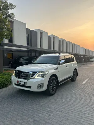2015 نيسان باترول  in dubai