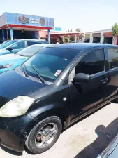 2005 Daihatsu Sirion