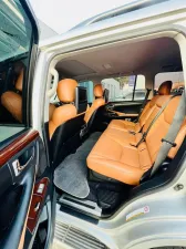 2014 Lexus LX 570