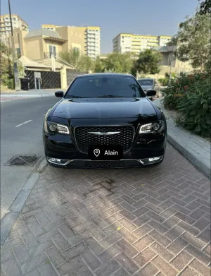 2019 Chrysler 300 in dubai
