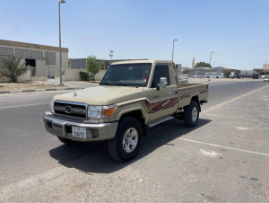 2014 Toyota Land Cruiser Pickup in dubai