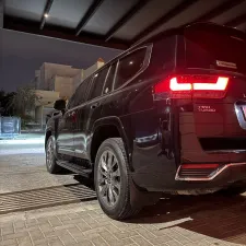 2023 تويوتا لاند كروزر