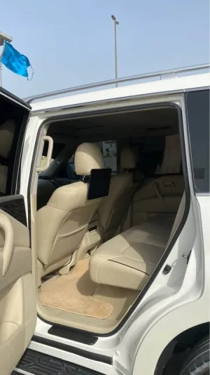 2015 نيسان باترول 