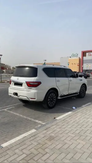 2015 نيسان باترول 