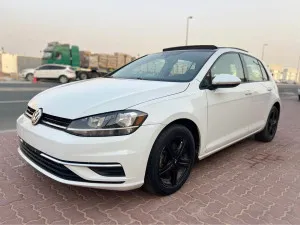 2020 فولجس فاجن جولف in dubai