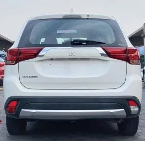 2017 Mitsubishi Outlander