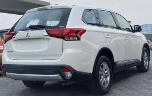 2017 Mitsubishi Outlander