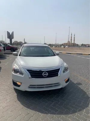 2013 Nissan Altima in dubai