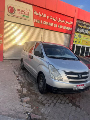 2009 Hyundai H1 in dubai