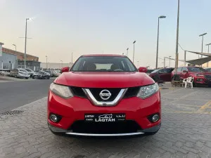 2015 نيسان اكس تريل in dubai