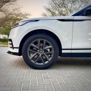 2025 Land Rover Range Rover Velar