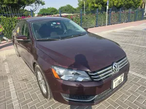 2012 فولجس فاجن باسات  in dubai