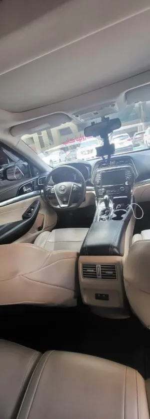 2020 Nissan Maxima