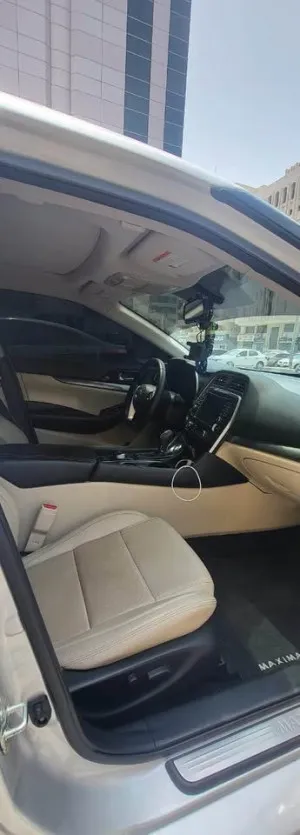 2020 Nissan Maxima