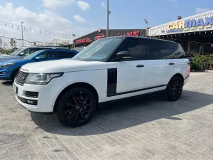 2014 Land Rover Range Rover in dubai