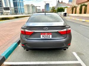 2015 Lexus ES
