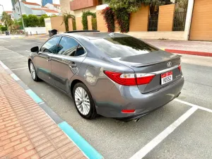 2015 Lexus ES