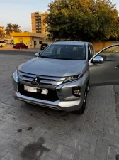 2023 ميتسوبيشي مونتيرو in dubai