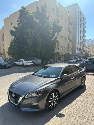 2019 Nissan Altima in dubai