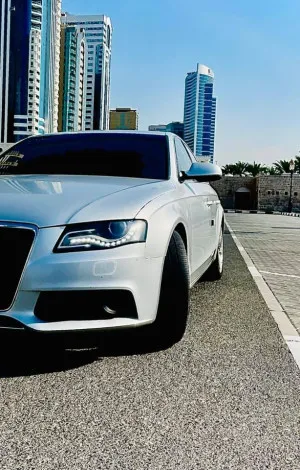 2010 اودي آي ٤