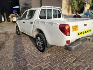 2011 Mitsubishi L200