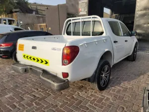 2011 Mitsubishi L200