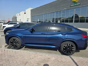 2023 BMW X4
