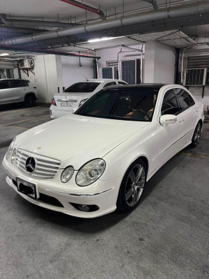 2004 Mercedes-Benz E-Class in dubai