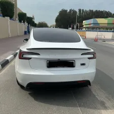 2024 تسلا موديل 3