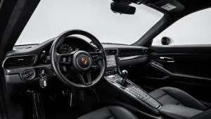 2018 Porsche 911 Carrera