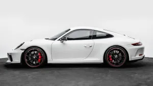 2018 Porsche 911 Carrera