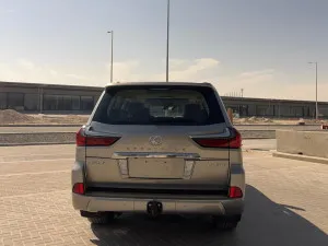 2017 Lexus LX 570
