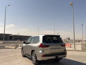 2017 Lexus LX 570
