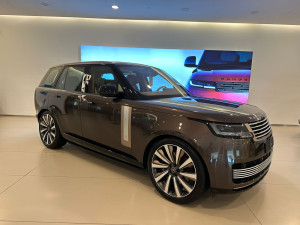 2023 Land Rover Range Rover in dubai
