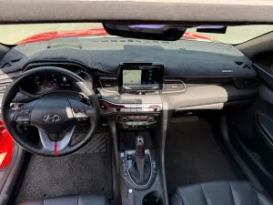 2018 Hyundai Veloster
