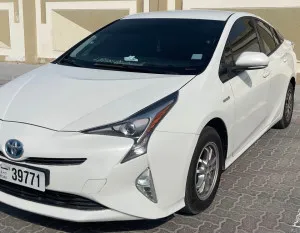 2018 Toyota Prius in dubai