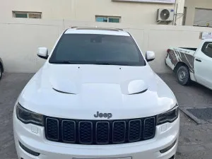 2019 Jeep Grand Cherokee in dubai