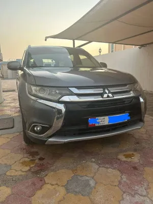 2013 Mitsubishi Outlander in dubai