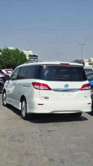 2011 نيسان كويست