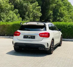 2015 Mercedes-Benz GLA