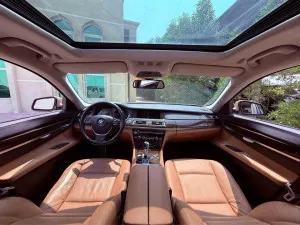 2010 BMW 7-Series