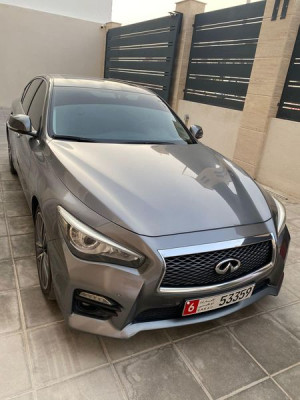 2015 Infiniti Q50 in dubai