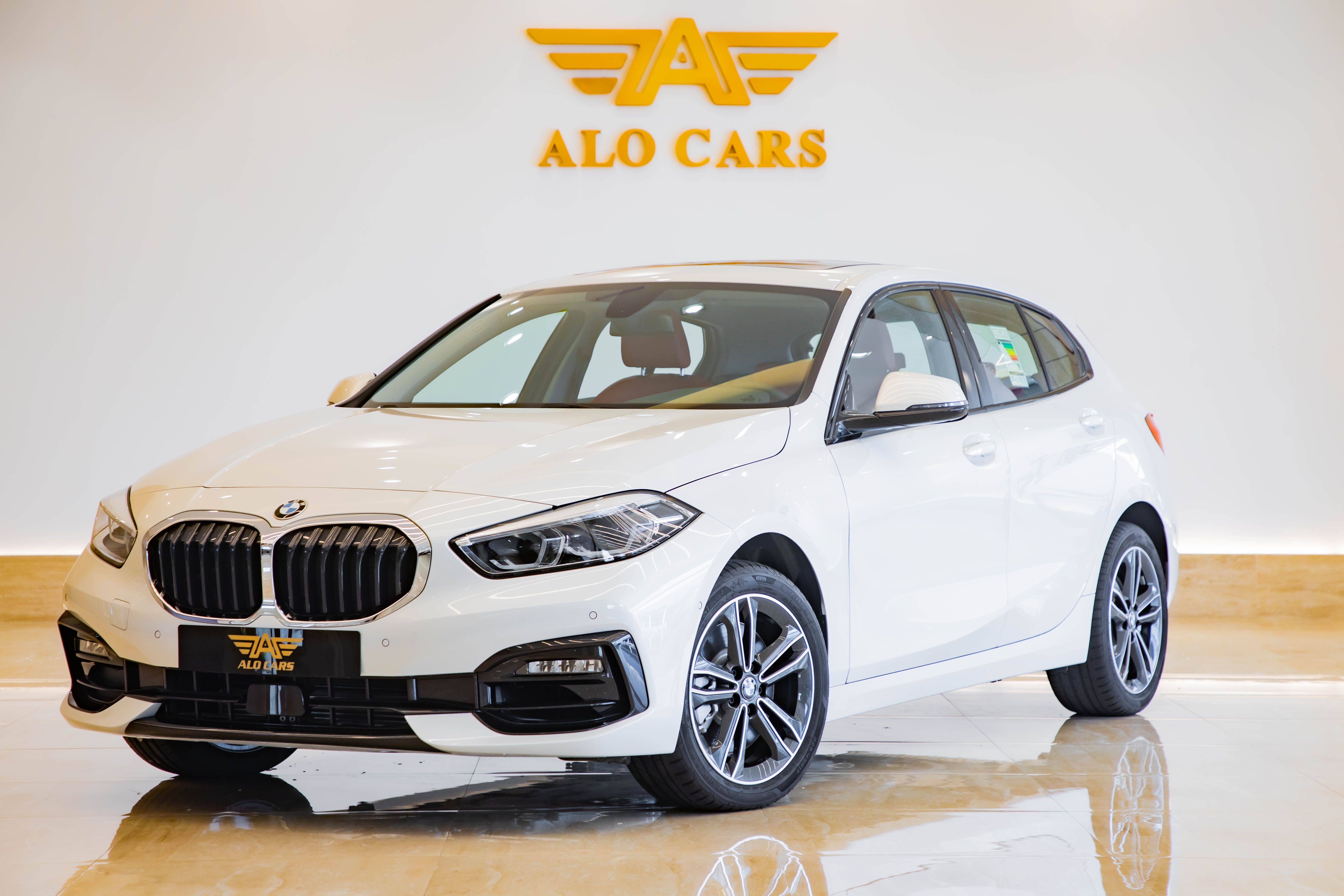 2023 BMW 120I / WARRANTY AND SERVICE CONTRACT / GCC SPECIFICATION
