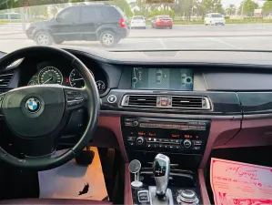 2011 BMW 7-Series