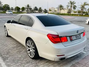 2011 BMW 7-Series